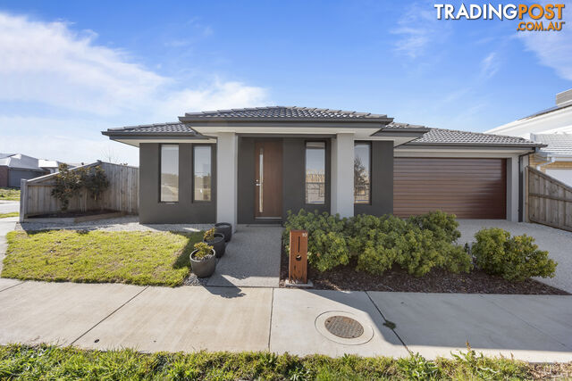 10 Verbier Avenue WINTER VALLEY VIC 3358