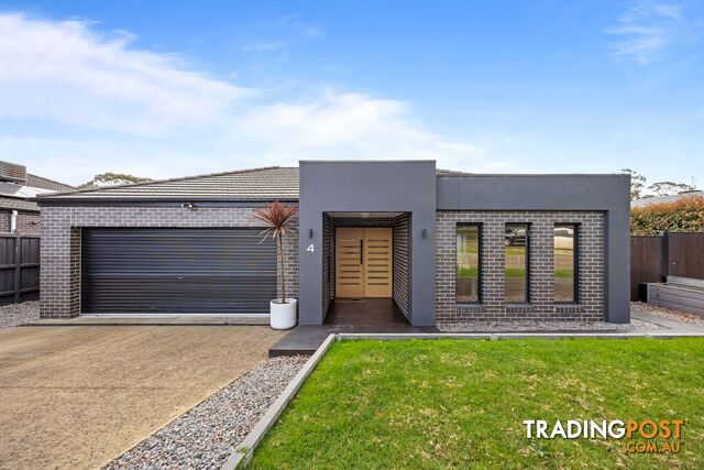 4 Whistler Close BROWN HILL VIC 3350