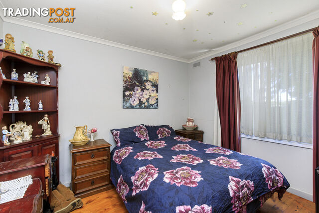 1 Lewis Court SEBASTOPOL VIC 3356