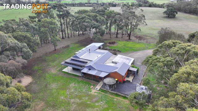 316 Pryors Road SCOTSBURN VIC 3352 - photo 3 of 33
