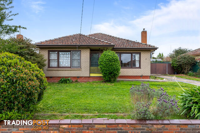 13 Grammar Street WENDOUREE VIC 3355