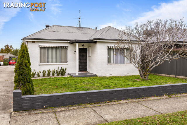 7 Alfred Street SEBASTOPOL VIC 3356