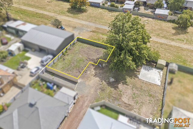 2/42 Victory Avenue ALFREDTON VIC 3350 - photo 2 of 10