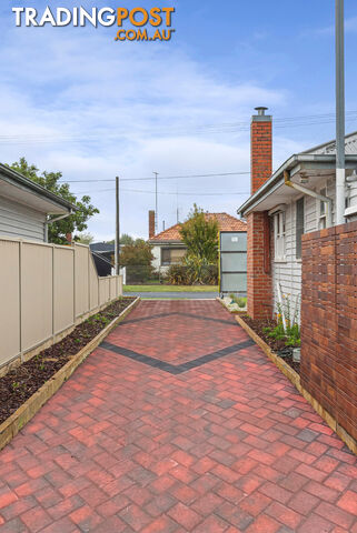 2/42 Victory Avenue ALFREDTON VIC 3350 - photo 5 of 10