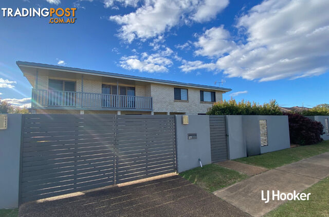 27 Avenell Street AVENELL HEIGHTS QLD 4670