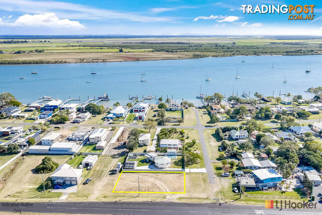3 Adams Street BURNETT HEADS QLD 4670