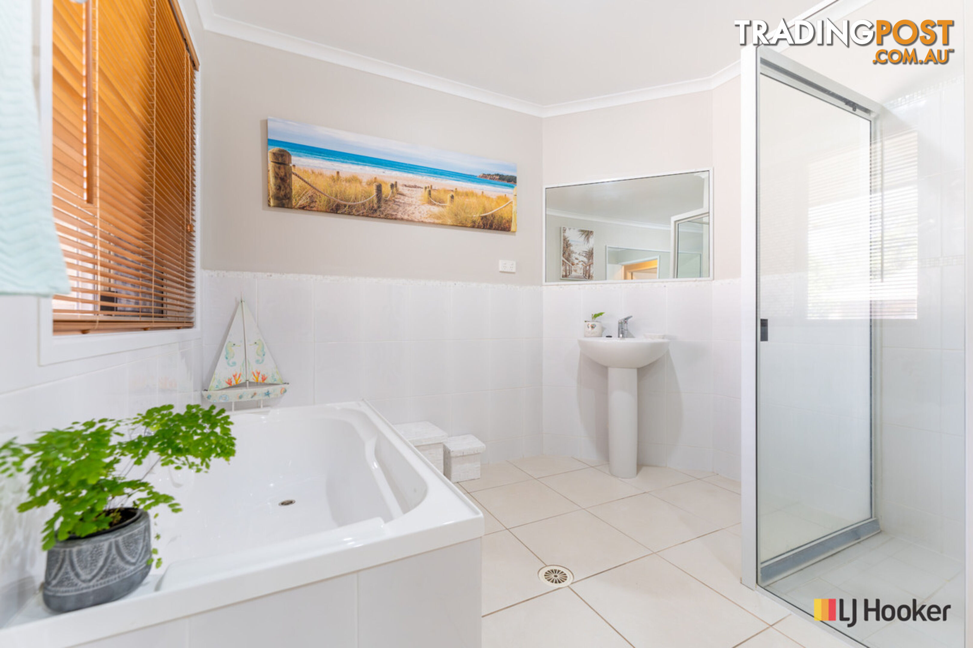 8 Inspiration Court AVOCA QLD 4670