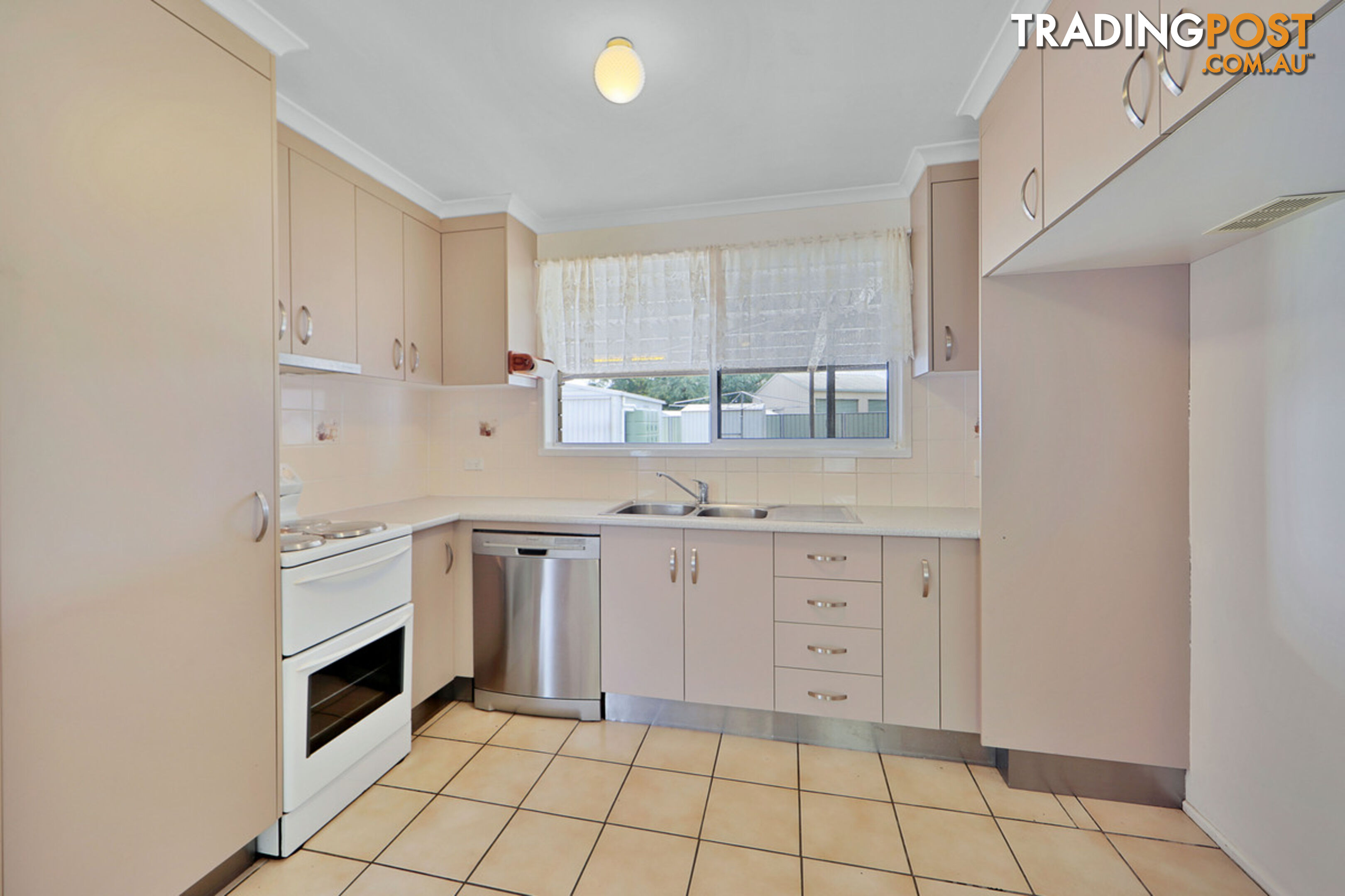 12 Phillips Street BUNDABERG NORTH QLD 4670