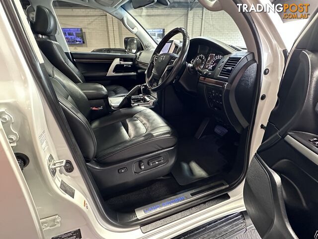 2017 TOYOTA LANDCRUISER  VDJ200R SAHARA AUTOMATIC WAGON