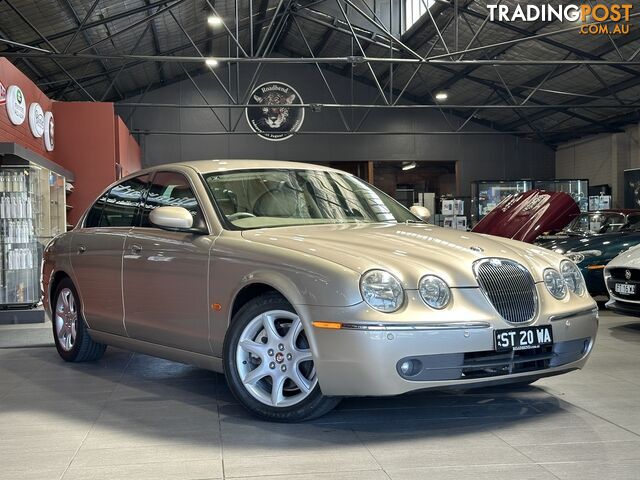 2005 JAGUAR S-TYPE  X204 LUXURY SEDAN