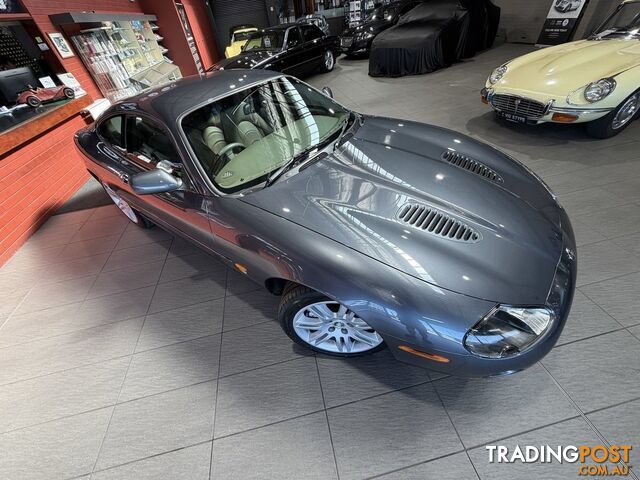 2003 JAGUAR XKR FHC X100 MY03 COUPE - photo 2 of 26