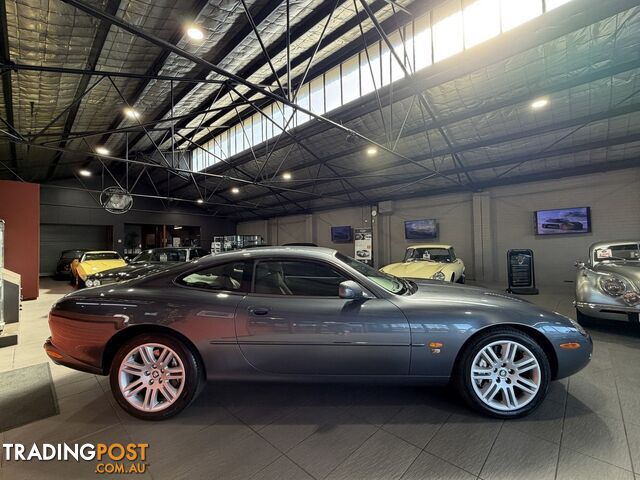 2003 JAGUAR XKR FHC X100 MY03 COUPE
