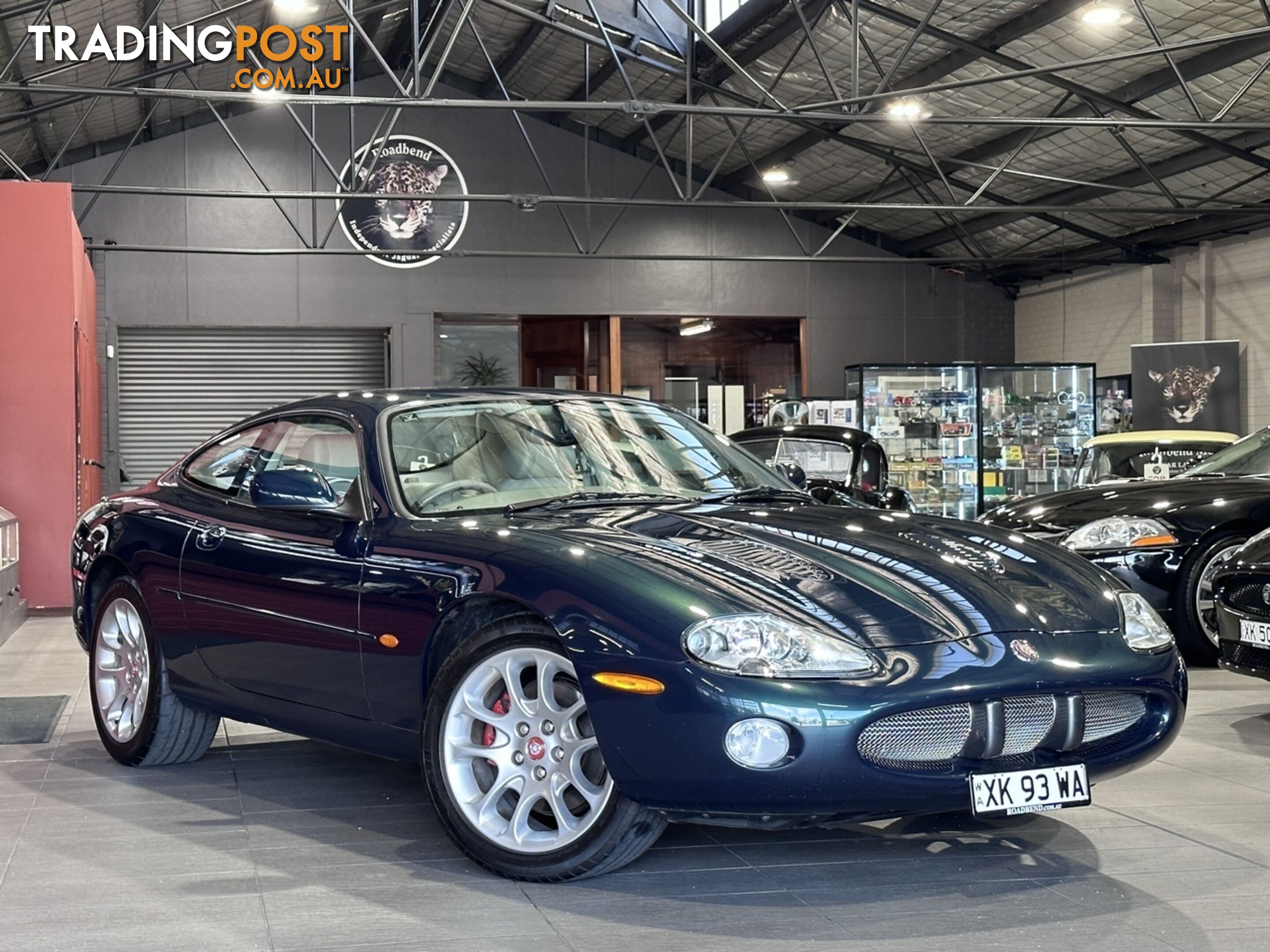 2001 JAGUAR XKR  X100 2001MY CLASSIC COUPE