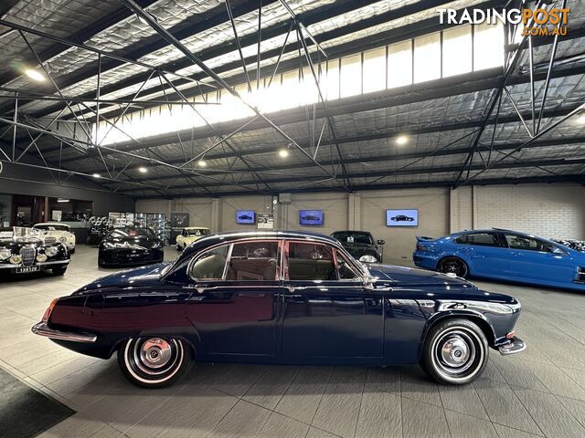 1966 DAIMLER SOVEREIGN  420 SEDAN