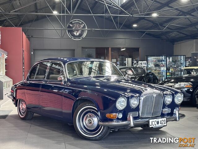 1966 DAIMLER SOVEREIGN  420 SEDAN