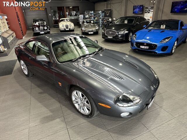 2003 JAGUAR XKR  X100 2003MY COUPE