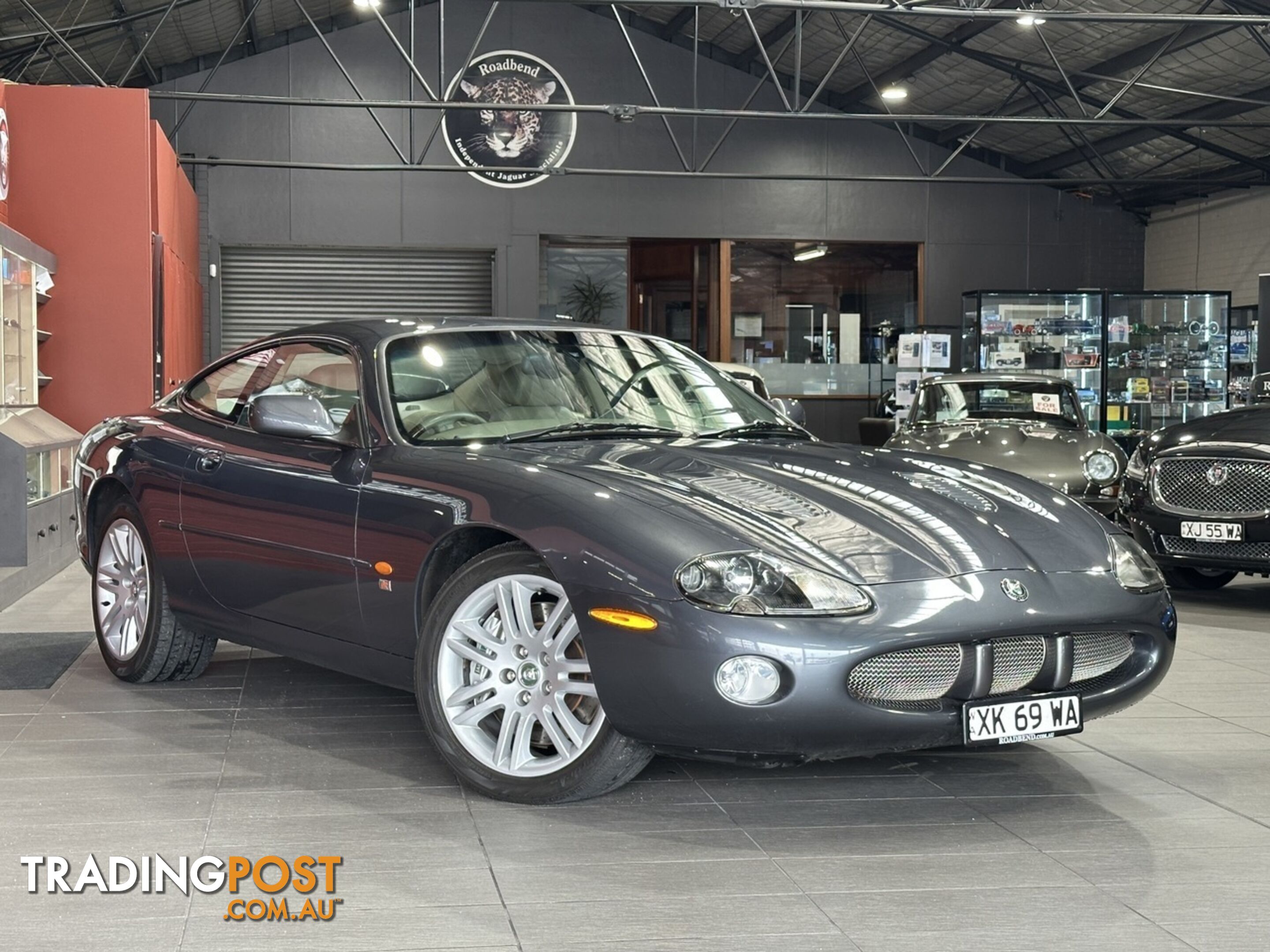 2003 JAGUAR XKR  X100 2003MY COUPE