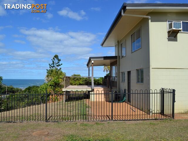 132 Farnborough Road MEIKLEVILLE HILL QLD 4703