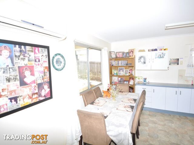 46 Poplar street COOEE BAY QLD 4703