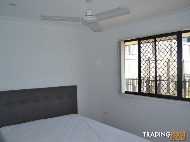 2 Scarborough Street LAMMERMOOR QLD 4703