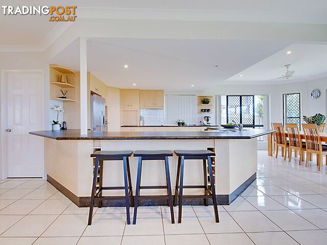 11 Pitcairn Court PACIFIC HEIGHTS QLD 4703