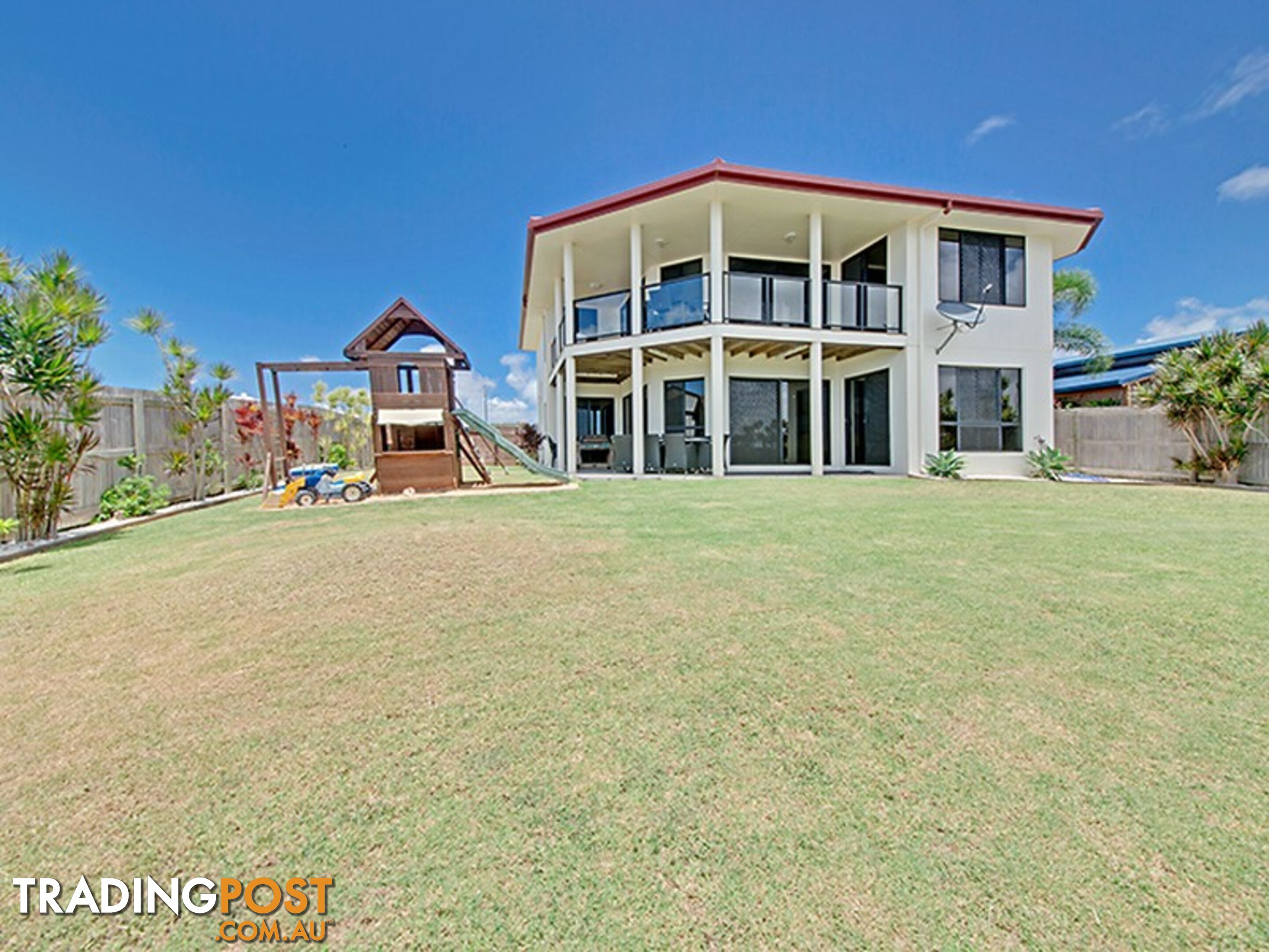 11 Pitcairn Court PACIFIC HEIGHTS QLD 4703