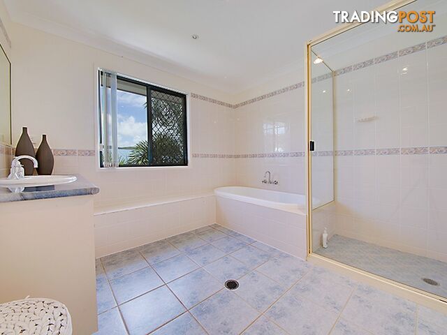 11 Pitcairn Court PACIFIC HEIGHTS QLD 4703