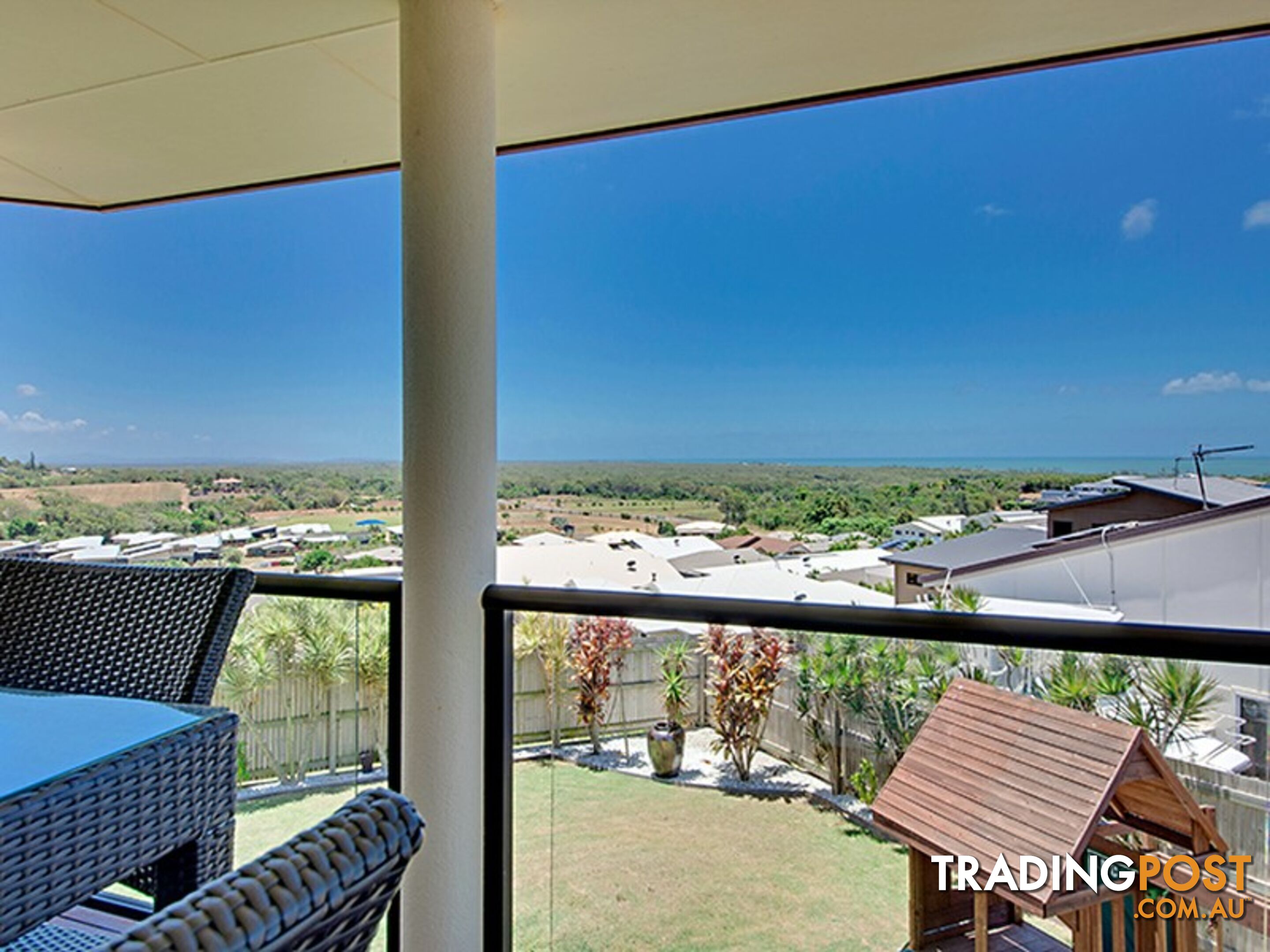 11 Pitcairn Court PACIFIC HEIGHTS QLD 4703