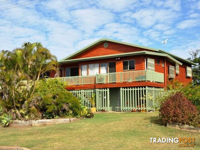 6 Maida Street COOEE BAY QLD 4703