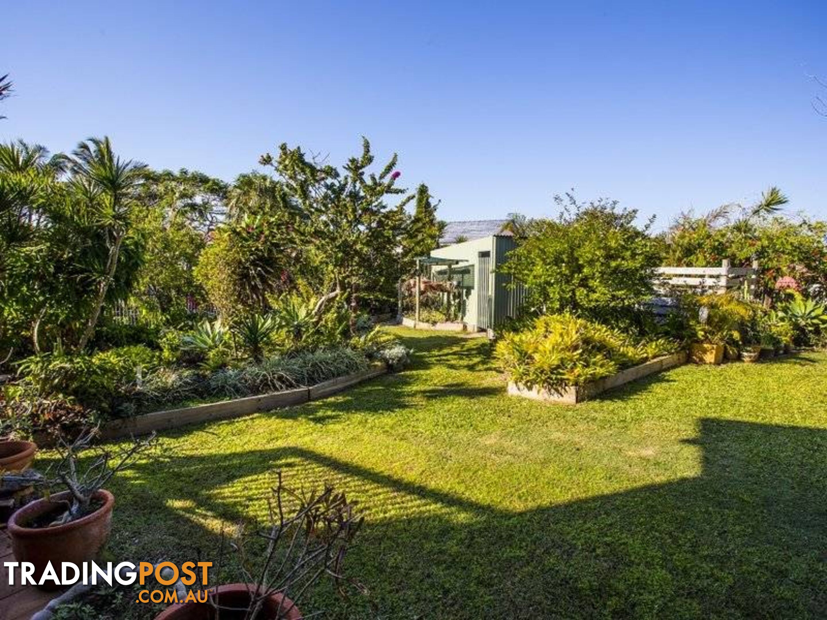 6 Maida Street COOEE BAY QLD 4703