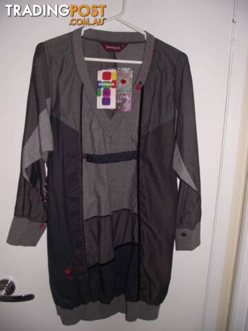 DESIGUAL LADIES DRESS/TOP NEW WITH TAGS SIZE 46EU SIZE 18 AUS - photo 3 of 3