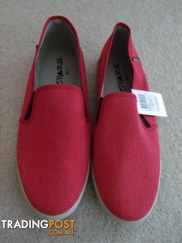 MENS HATTORI CASUAL SHOES NEW WITH TAGS RED SIZE 10
