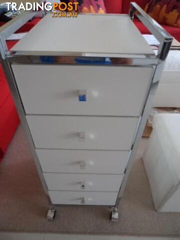 SMALL BATHROOM CABINET 5 DRAWER ON WHEELS