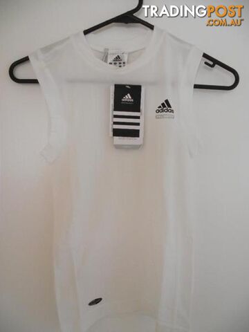 ADIDAS TECHFIT LADIES SPORTS TOP NEW WITH TAGS SIZE: S