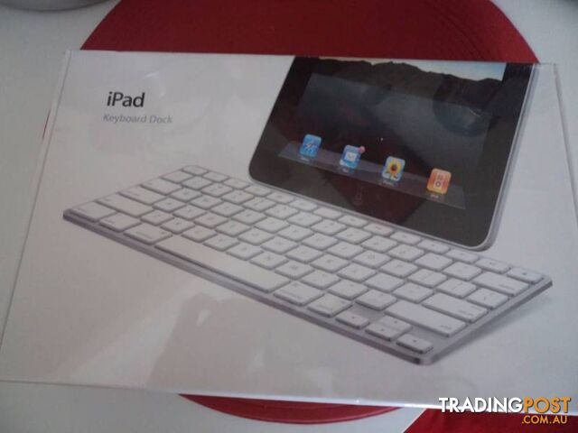 IPAD KEYBOARD DOCK FOR FIRST/SECOND GEN NEW/SEALED