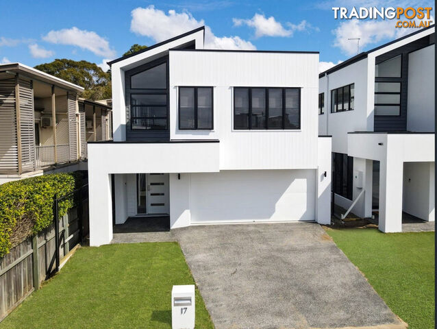 17 Valerie Street CLONTARF QLD 4019