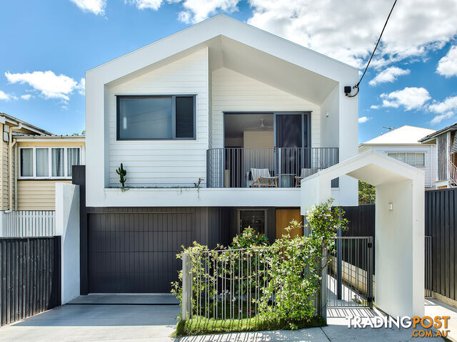 22 Cromwell Street WOOLOOWIN QLD 4030