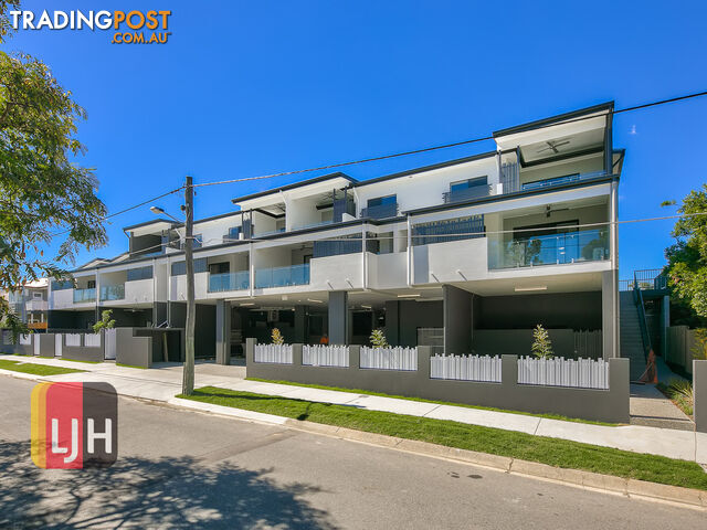 Brand new units/17 Buddina Street STAFFORD QLD 4053