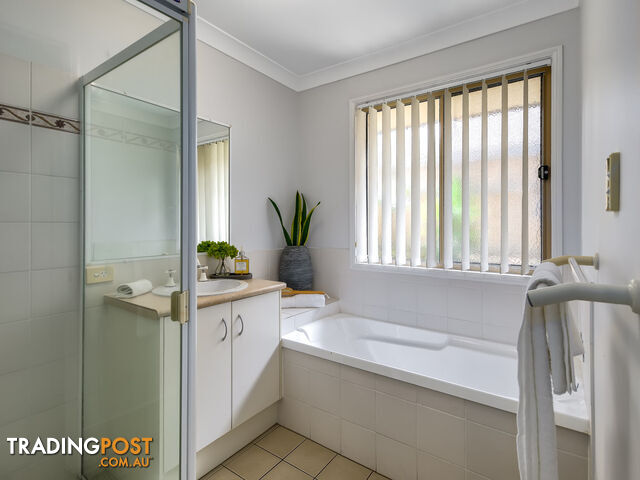 48 Salubris Place MOGGILL QLD 4070