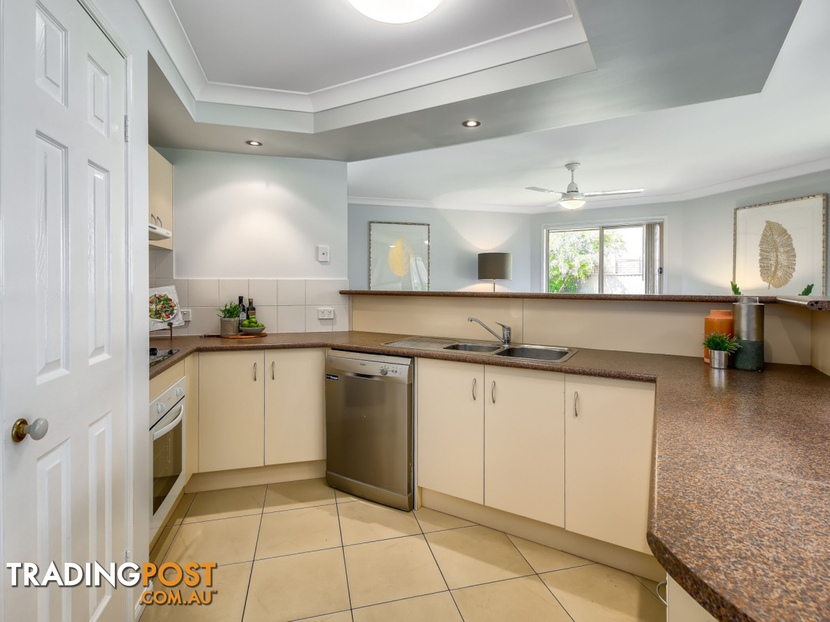 48 Salubris Place MOGGILL QLD 4070