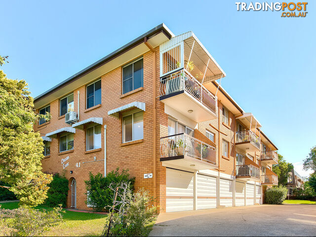 1/41 Victoria Terrace GORDON PARK QLD 4031