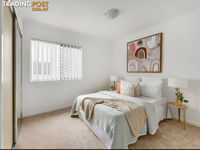 10/2A White Street EVERTON PARK QLD 4053