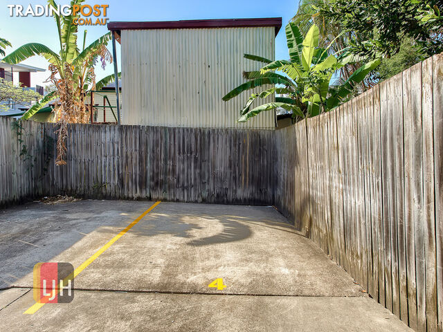 4/37 Hall Street NORTHGATE QLD 4013