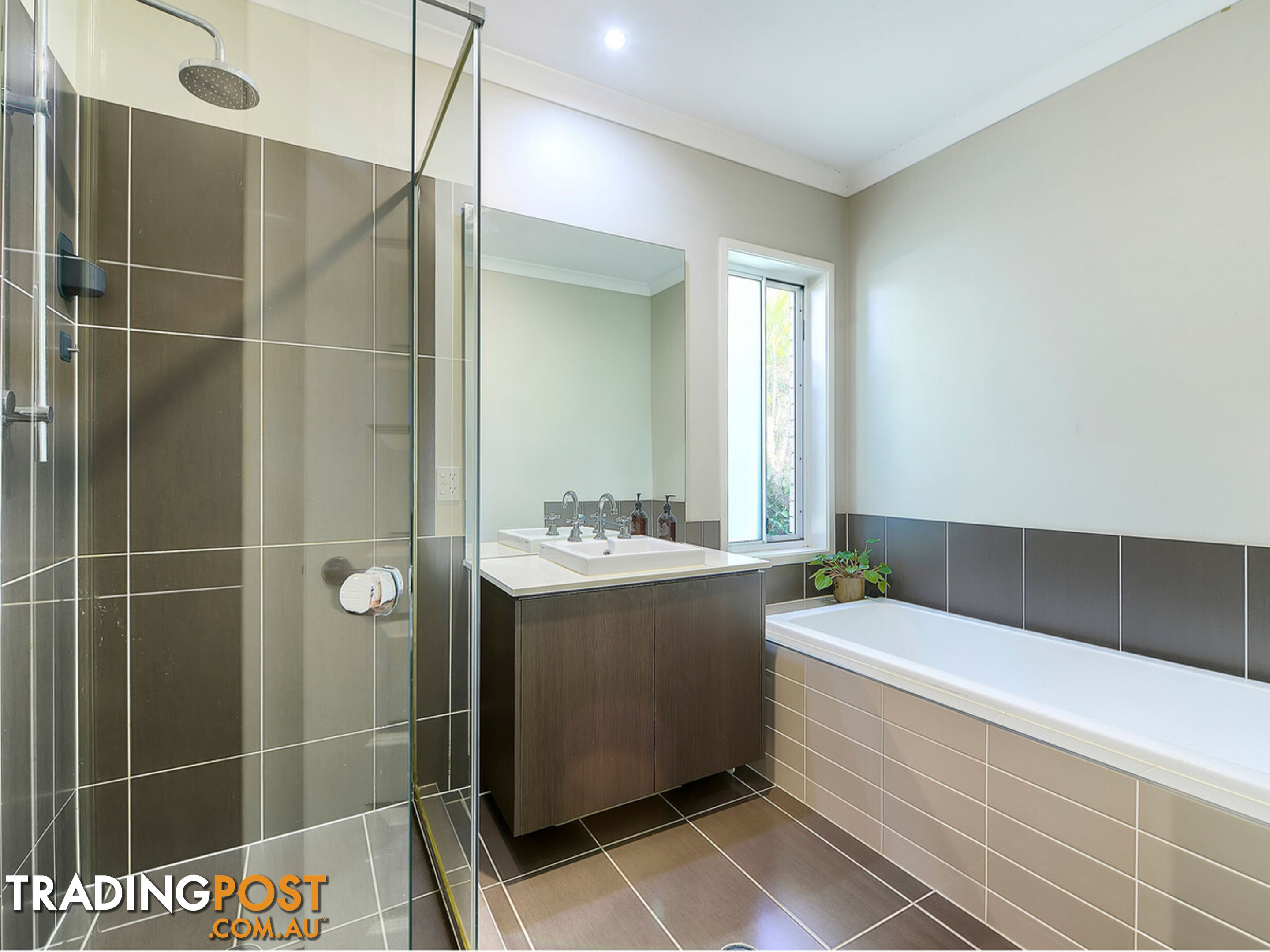 15 Atrium Way EVERTON HILLS QLD 4053