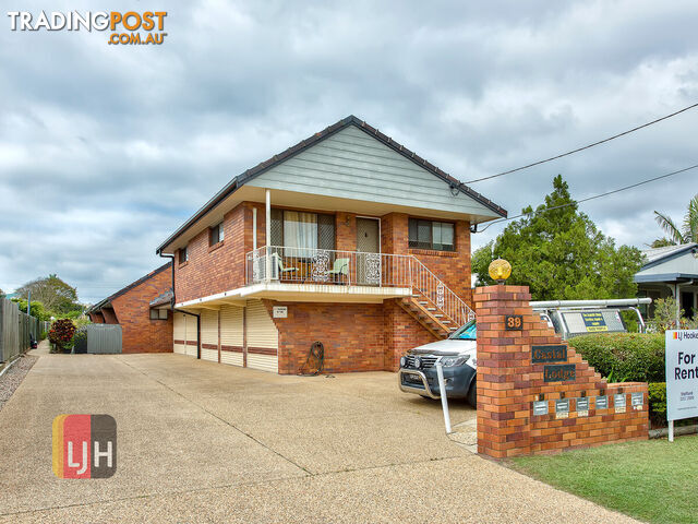 2/39 Ellen Street WOODY POINT QLD 4019