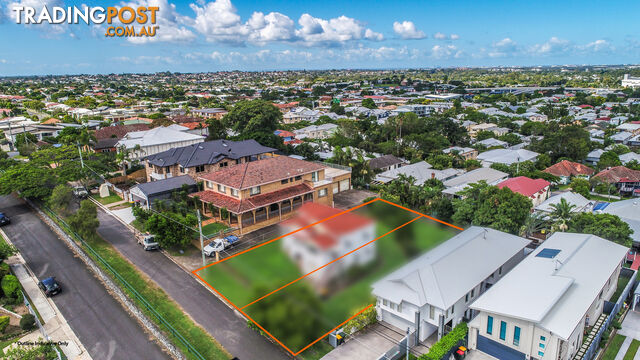 22 Victoria Terrace GORDON PARK QLD 4031