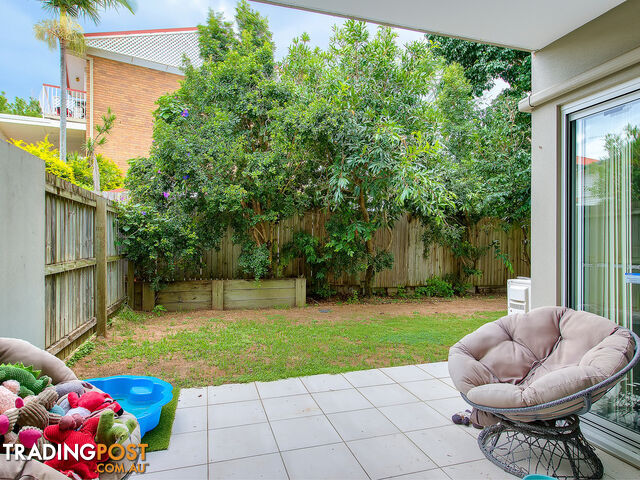 2/35 Hall Street CHERMSIDE QLD 4032