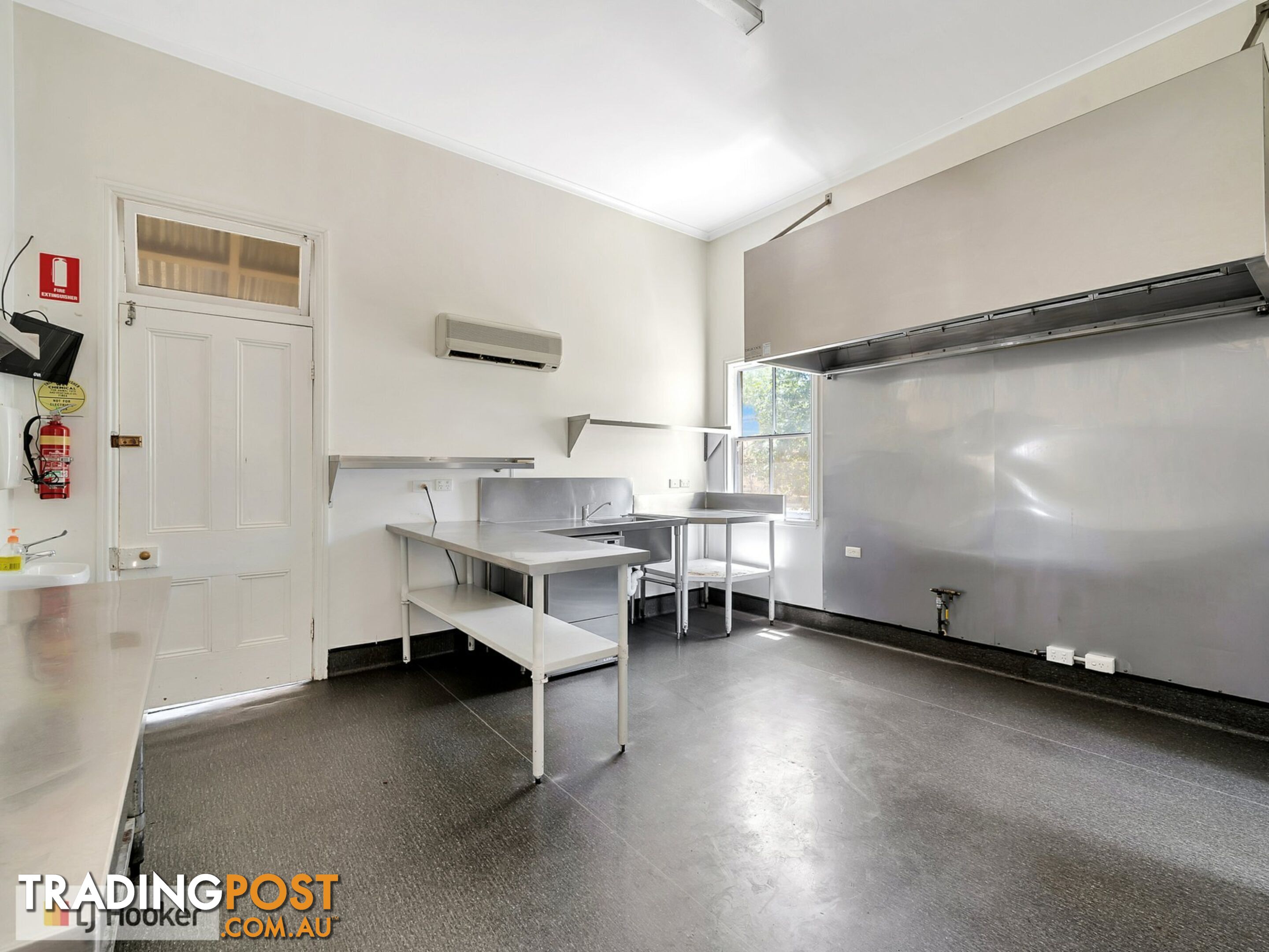 85 Ipswich Street ESK QLD 4312