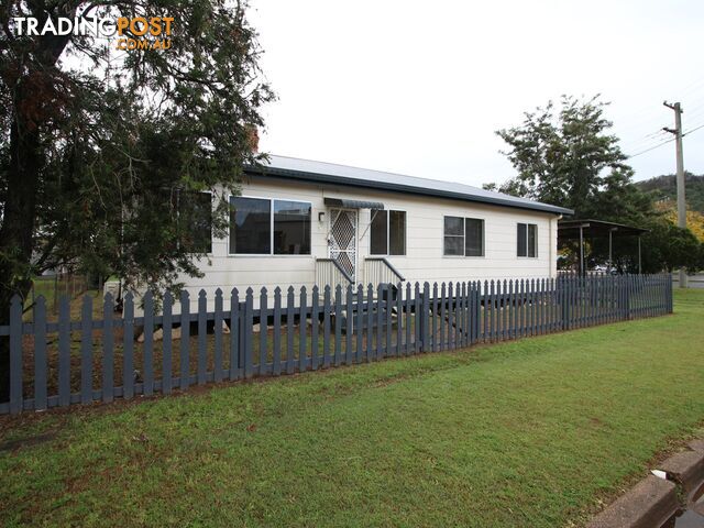 1A Pryde Street ESK QLD 4312