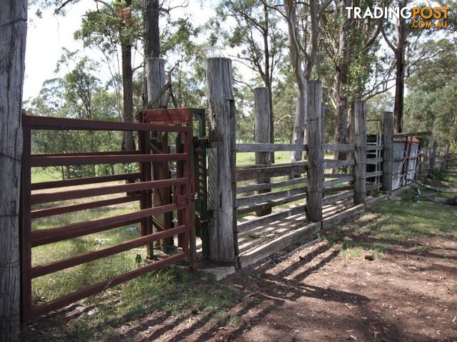 421 Brennan Road REDBANK CREEK QLD 4312